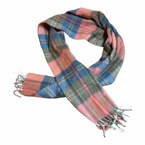 Hilltop Brand scarf is made in Scotland from 100% cashmere.